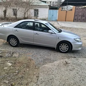 Toyota Camry 2005