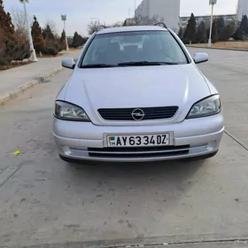 Opel Astra 2003