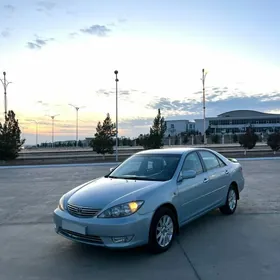 Toyota Camry 2005