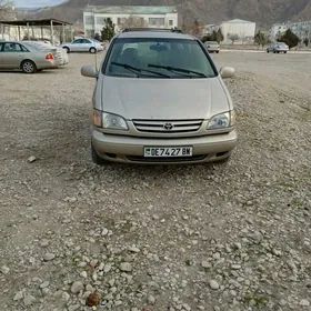 Toyota Sienna 2003