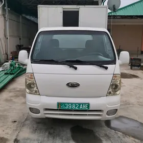 Kia Bongo 2012