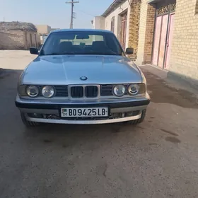 BMW 525 1990