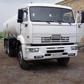 Kamaz 6520 2013