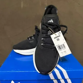 Adidas AVRYN