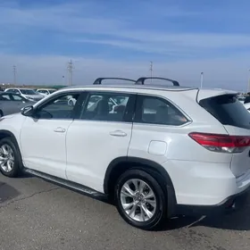 Toyota Highlander 2018