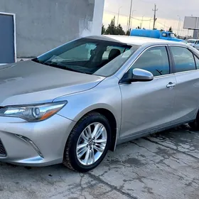 Toyota Camry 2016