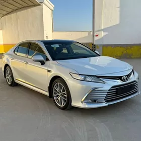 Toyota Camry 2023