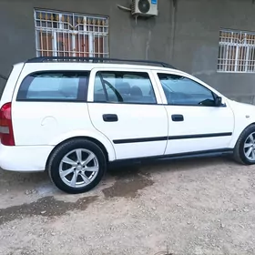 Opel Astra 2000