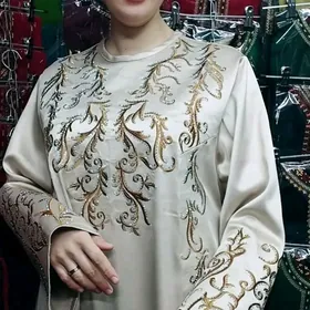 Abaya ýakalar