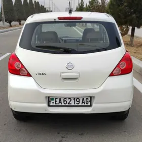 Nissan Tiida 2008