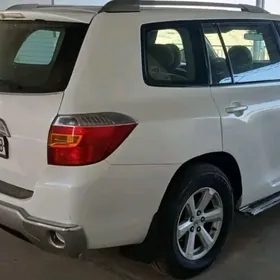 Toyota Highlander 2010