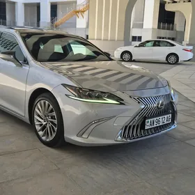 Lexus ES 350 2019