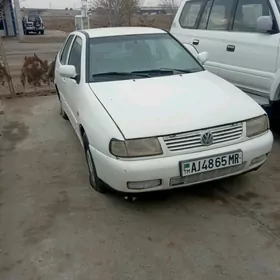 Volkswagen Polo 1999