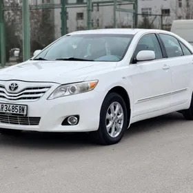 Toyota Camry 2011