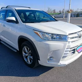 Toyota Highlander 2018