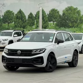 Volkswagen Touareg 2025