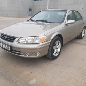 Toyota Camry 1999