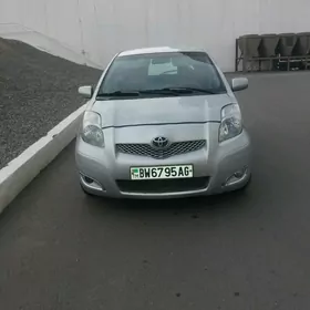 Toyota Yaris 2010