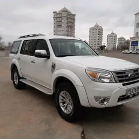 Ford Everest 2012