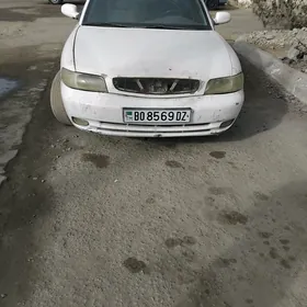 Daewoo Nubira 1999