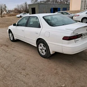 Toyota Camry 1997