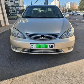 Toyota Camry 2005