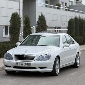 Mercedes-Benz S-Class 2001