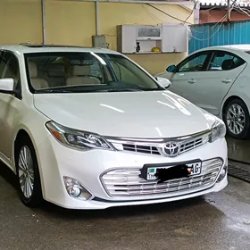 Toyota Avalon 2013