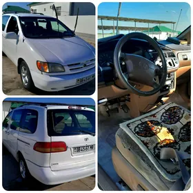 Toyota Sienna 2000