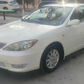 Toyota Camry 2005