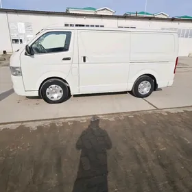 Toyota Hiace 2006