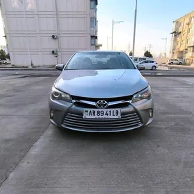 Toyota Camry 2016