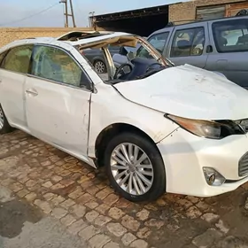 Toyota Avalon 2015