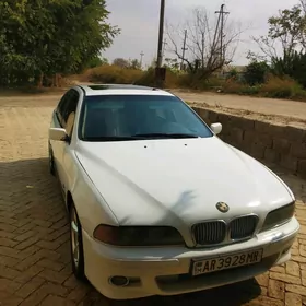 BMW E39 1999