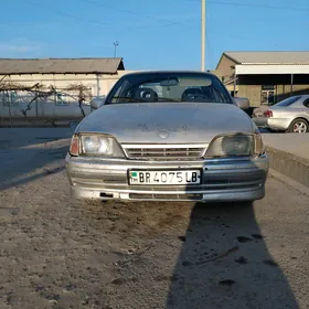 Opel Omega 1992