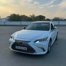 Lexus ES 350 2019