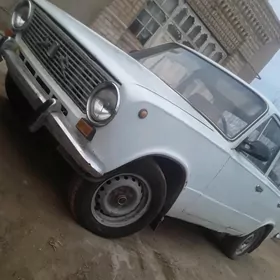 Lada 2104 1985