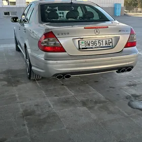 Mercedes-Benz E350 2005