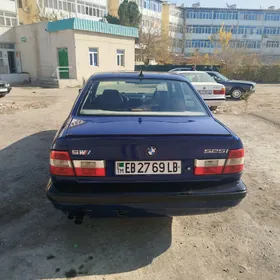 BMW 525 1992