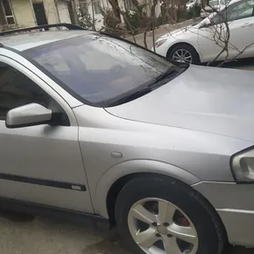 Opel Astra 2000