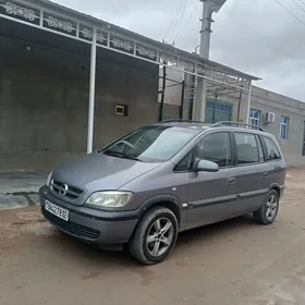 Opel Zafira 2004