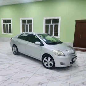 Toyota Yaris 2006