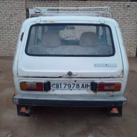 Lada Niva 1983