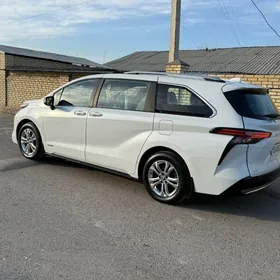 Toyota Sienna 2021