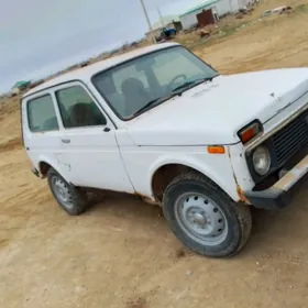 Lada Niva 2002