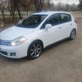 Nissan Versa 2010