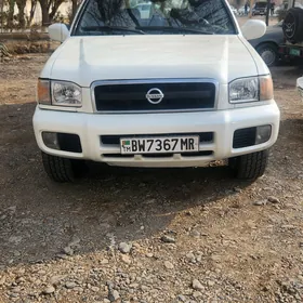 Nissan Pathfinder 2002