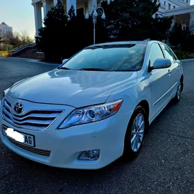 Toyota Camry 2011