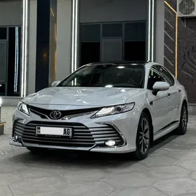 Toyota Camry 2023