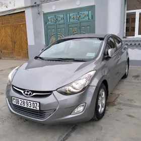 Hyundai Elantra 2012